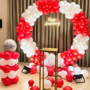 ANNIVERSARY RED & WHITE THEME BALLOON RING DECOR