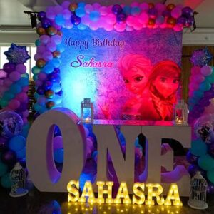 Magical Frozen-Themed Balloon Décor
