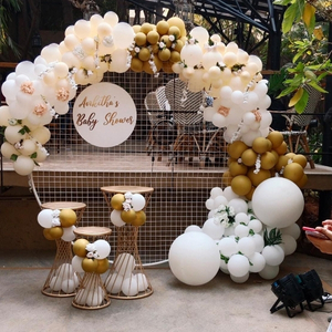 Elegant White and Gold Grid Backdrop Balloon Garland Kit