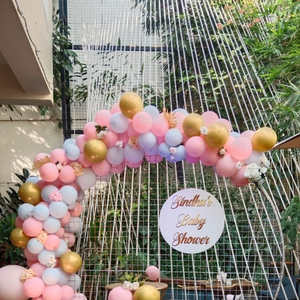 Pink and Gold Round Mesh Backdrop Balloon Garland Kit