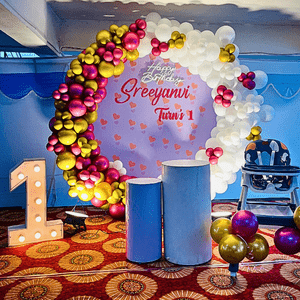 Luxury Floral Ring 1st Birthday Decoration Set