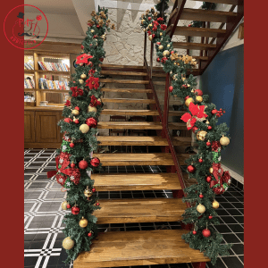 Luxury Christmas Staircase Garland Decoration