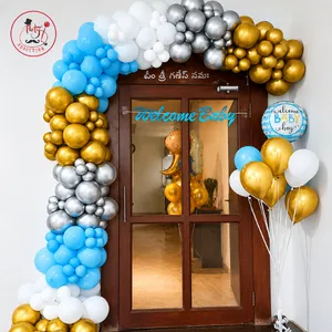 Welcome Baby entrance decoration with large balloon arch, personalized welcome lettering, baby foil balloon and balloon bouquet